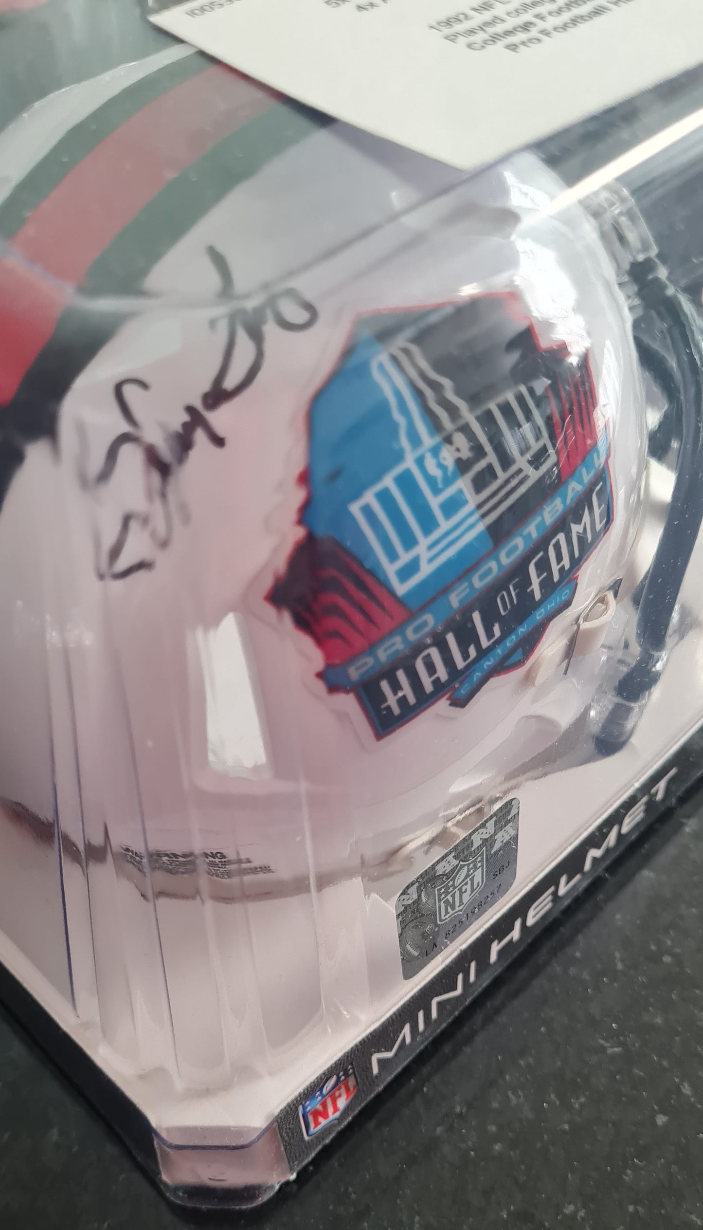 Pro Football Hall of Fame - NFL Riddell Mini Helmet Thurman Thomas /Autograph (I0053833)