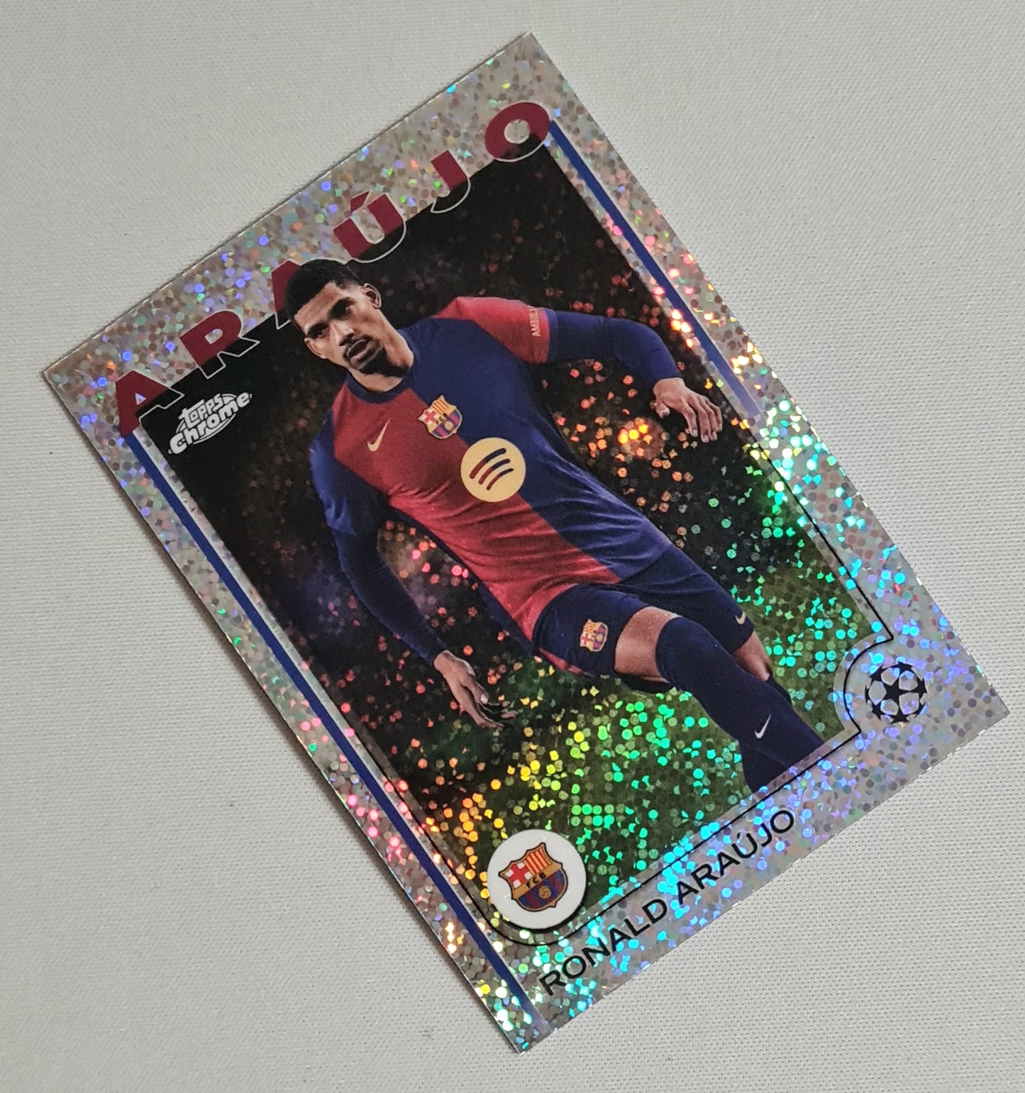 Ronald Araujo - 2025 Topps Chrome FC Barcelona Speckle #24