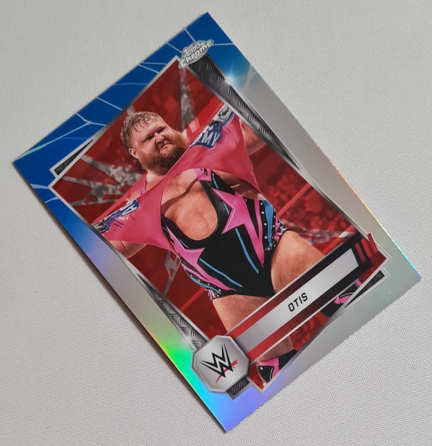 Otis - 2025 Topps Chrome WWE Wrestling RAW #45 Refractor