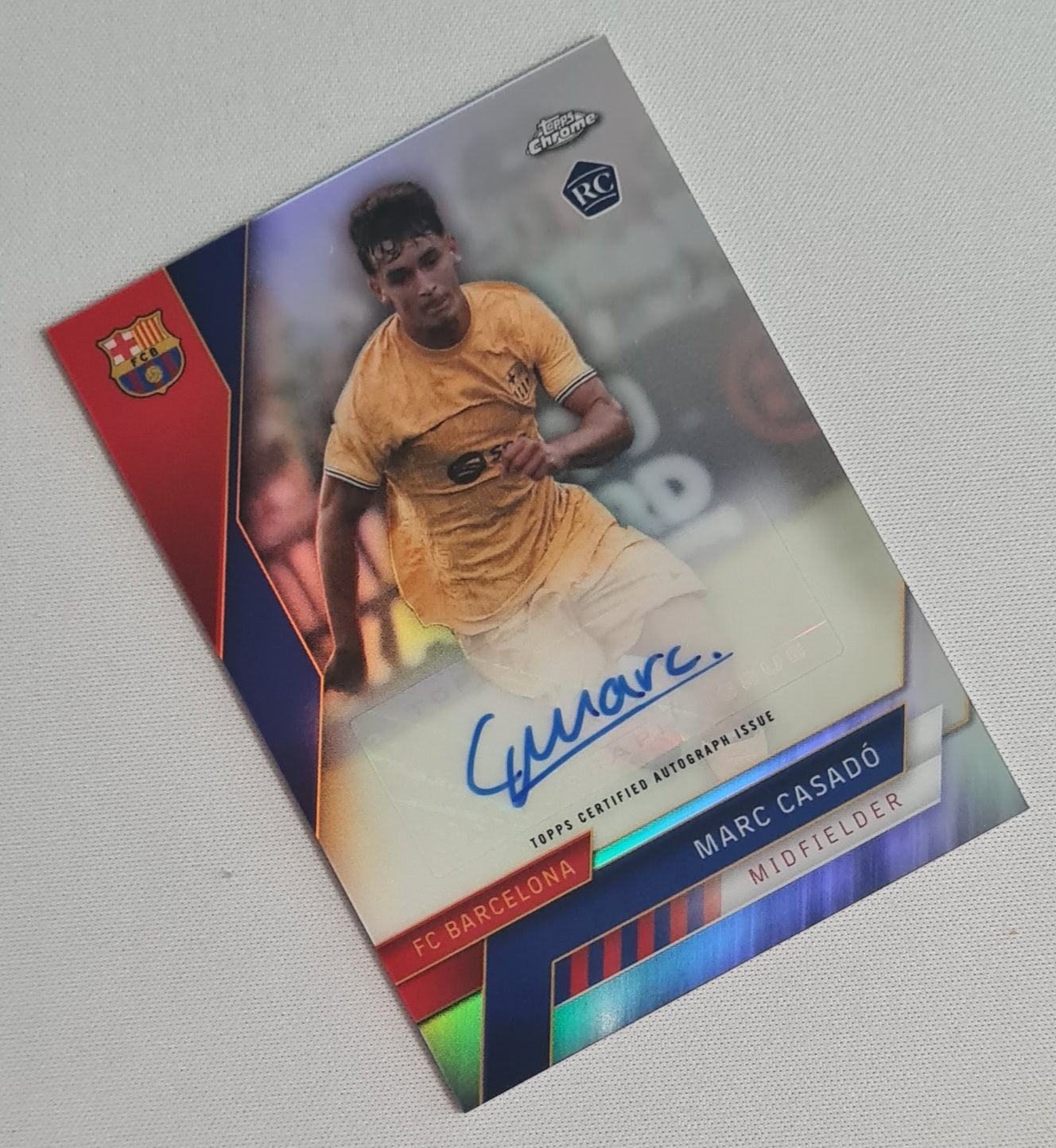 Marc Casado - 2023 Topps Chrome FC Barcelona (RC) #AU-MC Refractor/Autograph