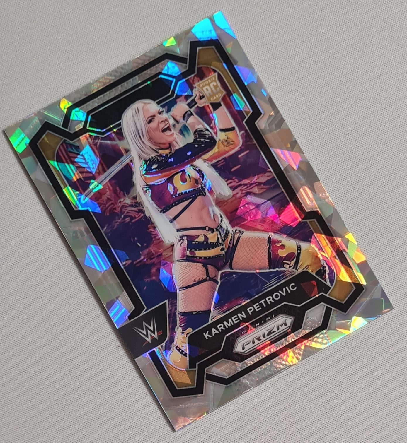 Karmen Petrovic - 2024 Panini Prizm WWE Wrestling NXT #107 Silver Cracked Ice