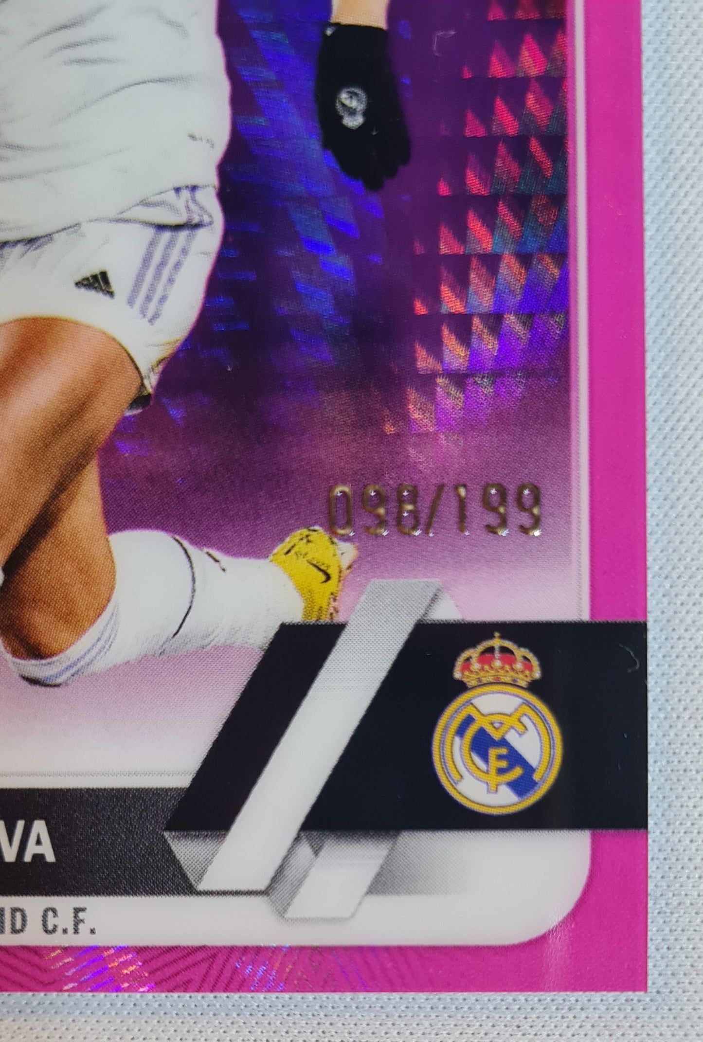 Sofie Svava - 2023 Topps Chome Women Football (CL) Pink Prism (RC) /199