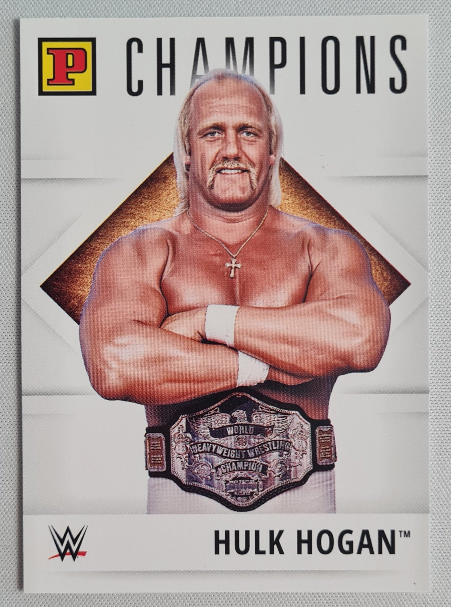 Hulk Hogan 2022 Panini WWE Debut Edition International
