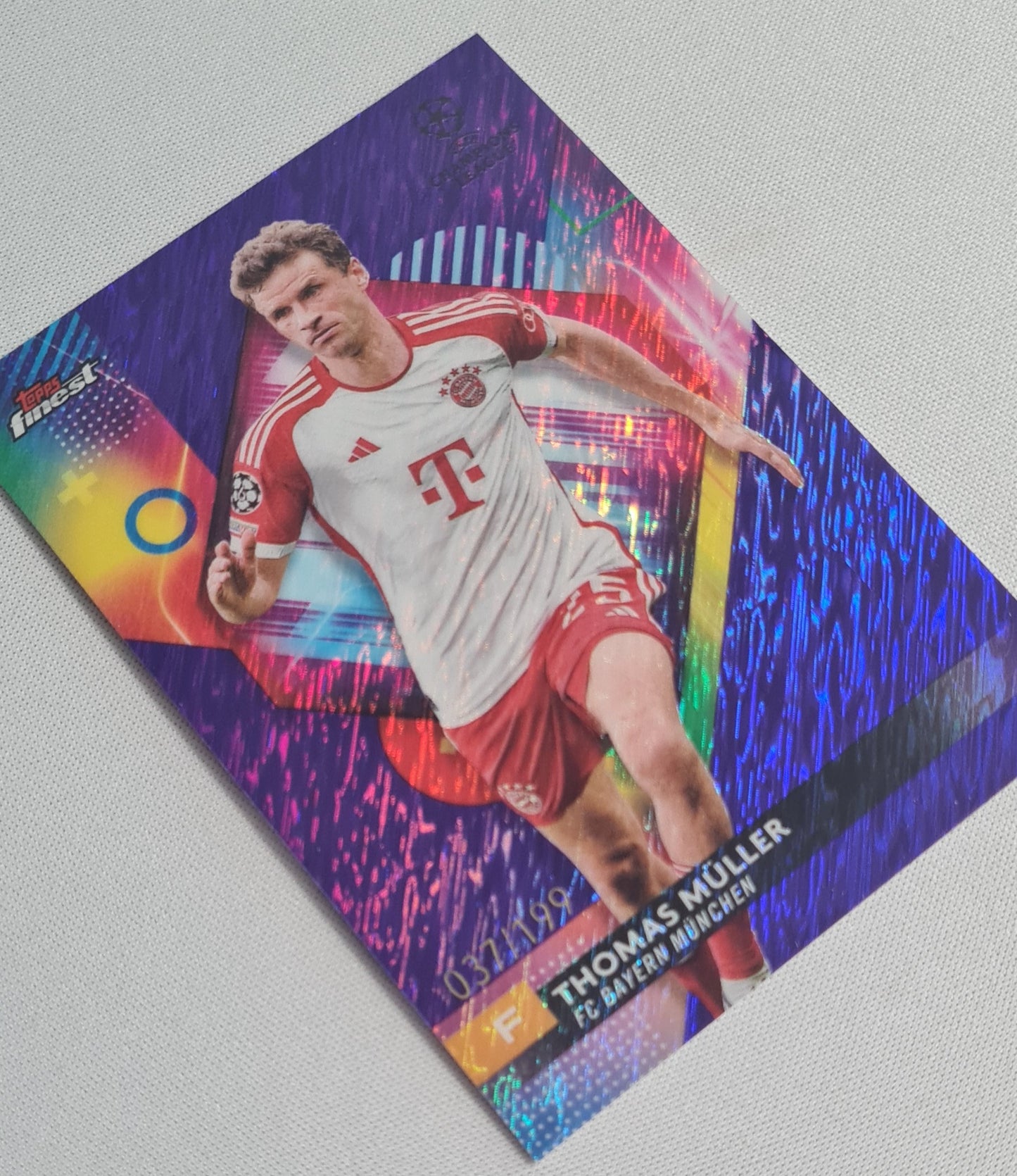 Thomas Muller - 2024 Topps Finest FC Bayern Munchen #11 CL /199 Purple Shimmer