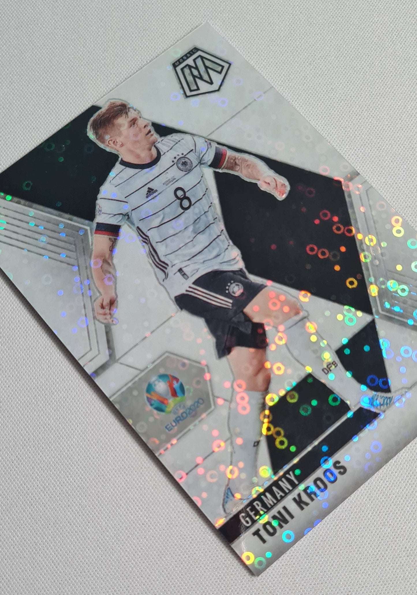 Toni Kroos - 2021 Panini Mosaic Uefa Euro Soccer #126 /25 Silver Circles