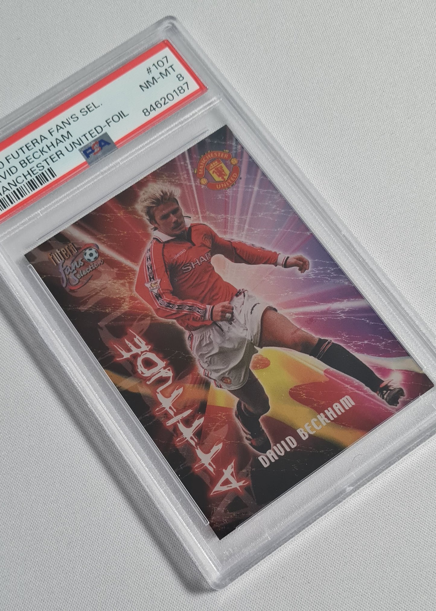 David Beckham - 2000 Futera Fans Selection #107 - Manchester United PLC - FOIL PSA 8