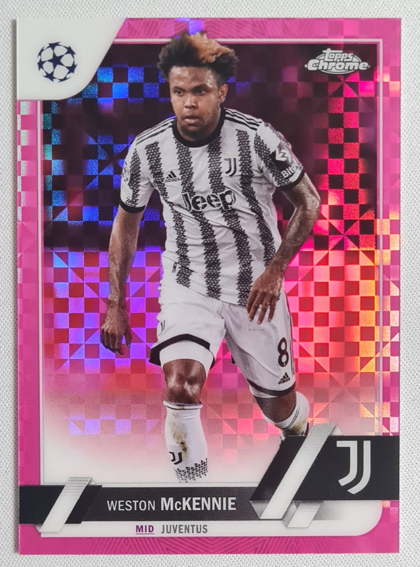 Weston Mc Kennie - 2023 Topps Chrome #115 Pink geometric /250 Juventus