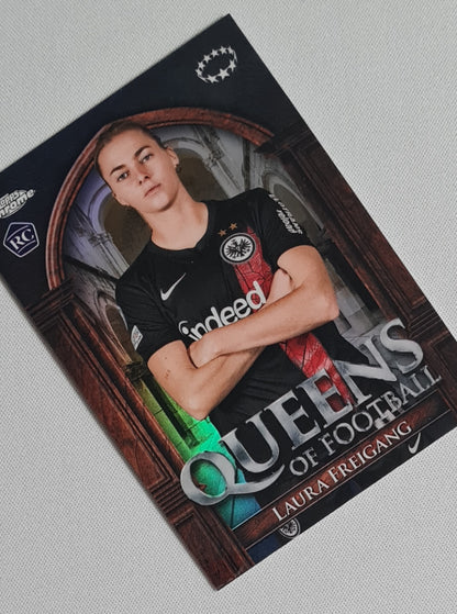 Laura Freigang - 2023/24 Topps Chrome UEFA Women's CL Queens of Football RC #QF-20 Eintracht Frankfurt