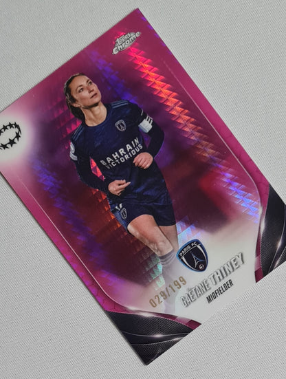 Gaetane Thiney - 2023/2024 Topps Chrome UEFA Women's CL Pink Prism /199 #23 Paris FC
