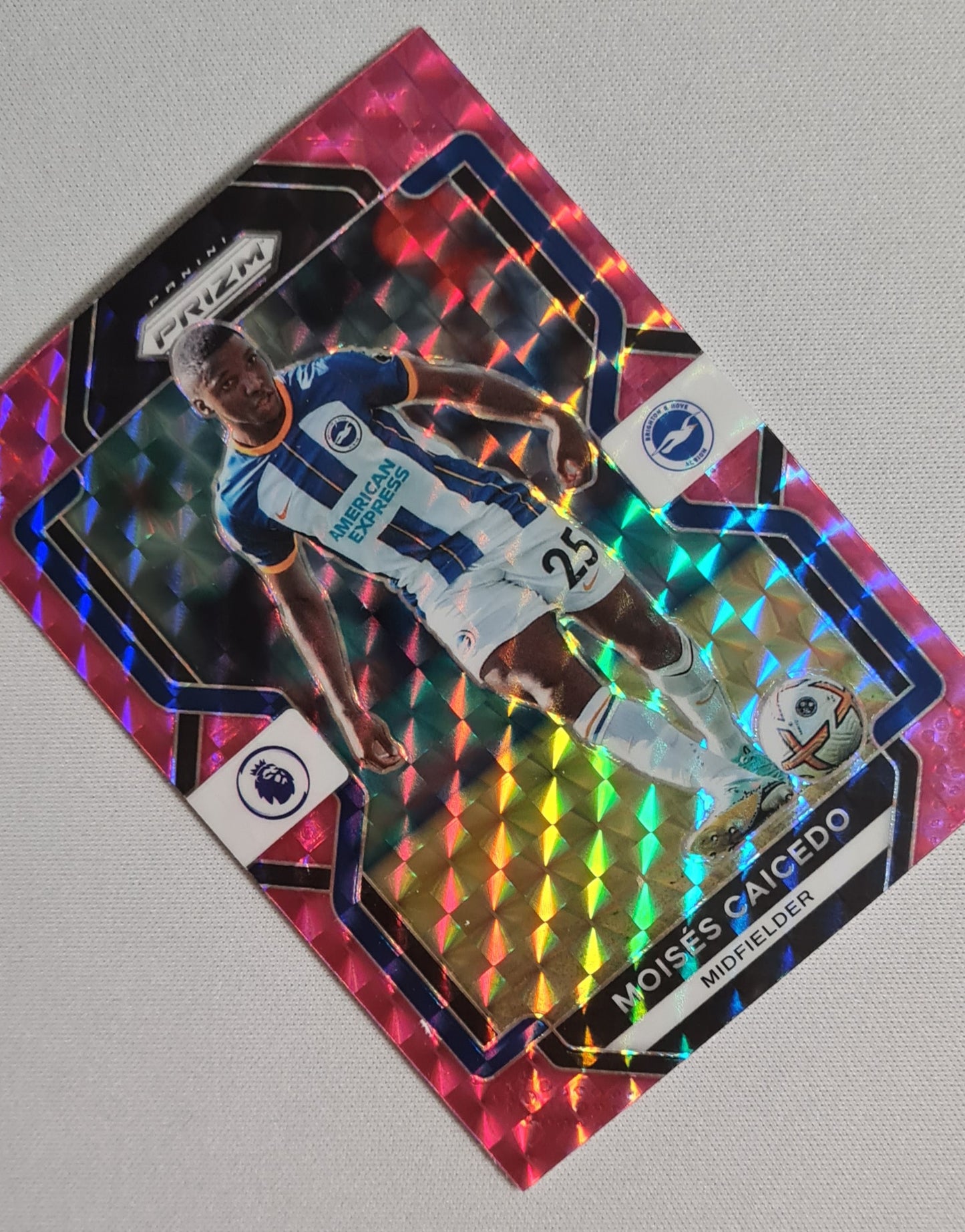 Moises Caicedo - 2022/23 Panini Prizm Premier League Soccer #135 Pink Prizm Refractor