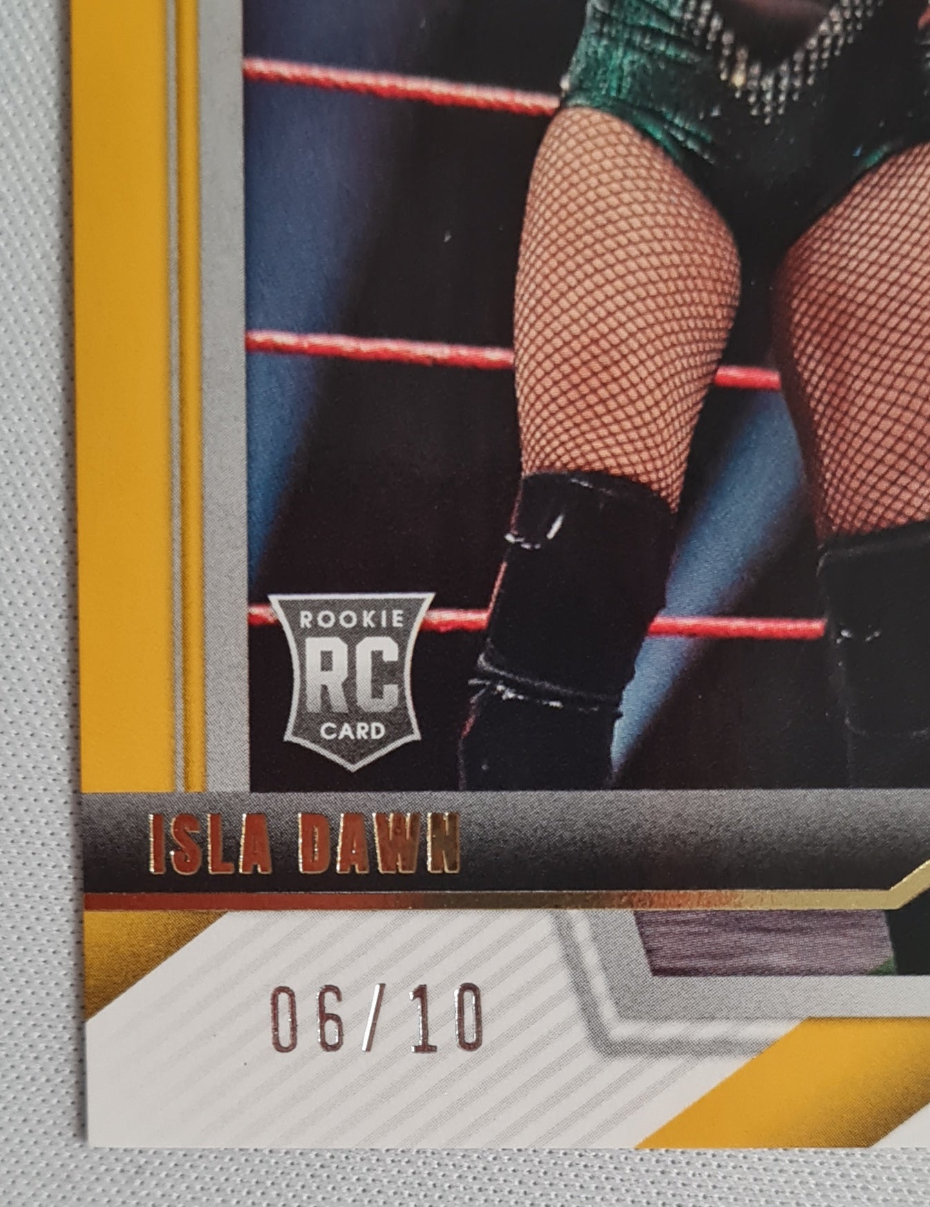 Isla Dawn - 2022 Panini NXT UK WWE #66 (RC) Yellow /10