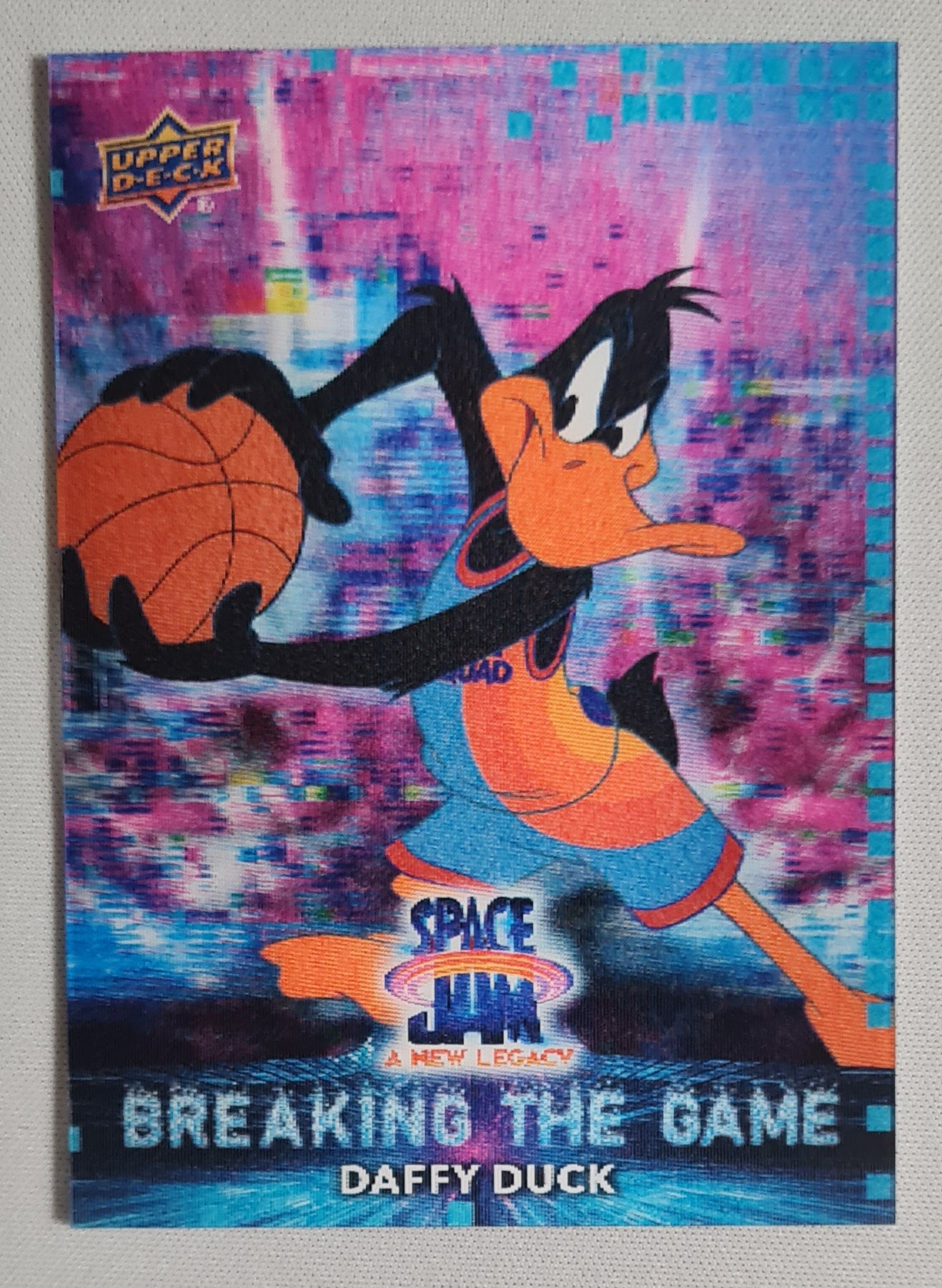 Daffy Duck - 2021 Upper Deck Space Jam - a new legacy #D3-2 "Breaking the Game" 3D Card