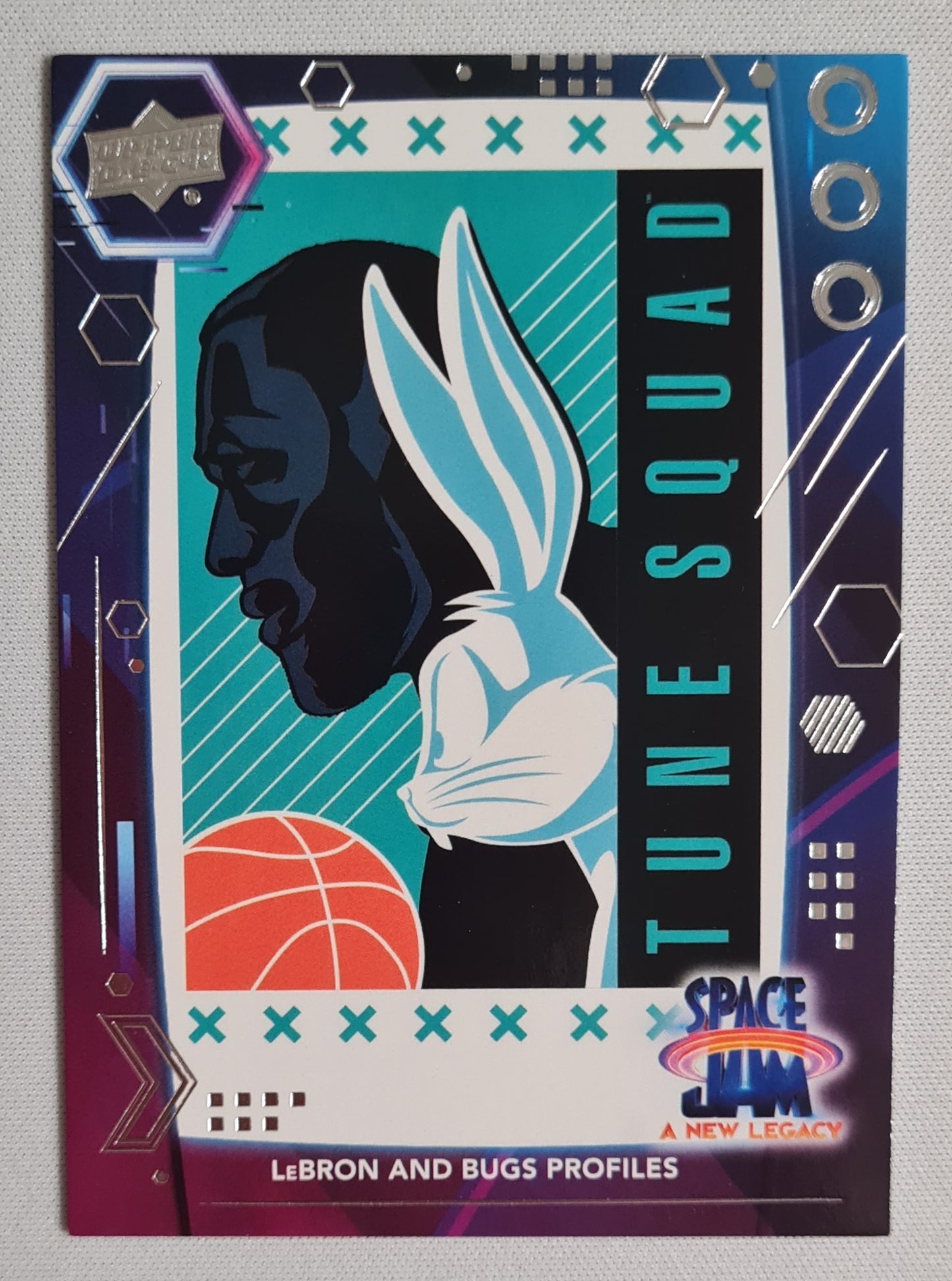 LeBron and Bugs - 2022 Upper Deck Space Jam - A New Legacy  #43