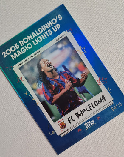 Ronaldinho - 2023/24 Topps Focus FC Barcelona Ronaldinho's Magic Lights Up Blue Rainbow /75