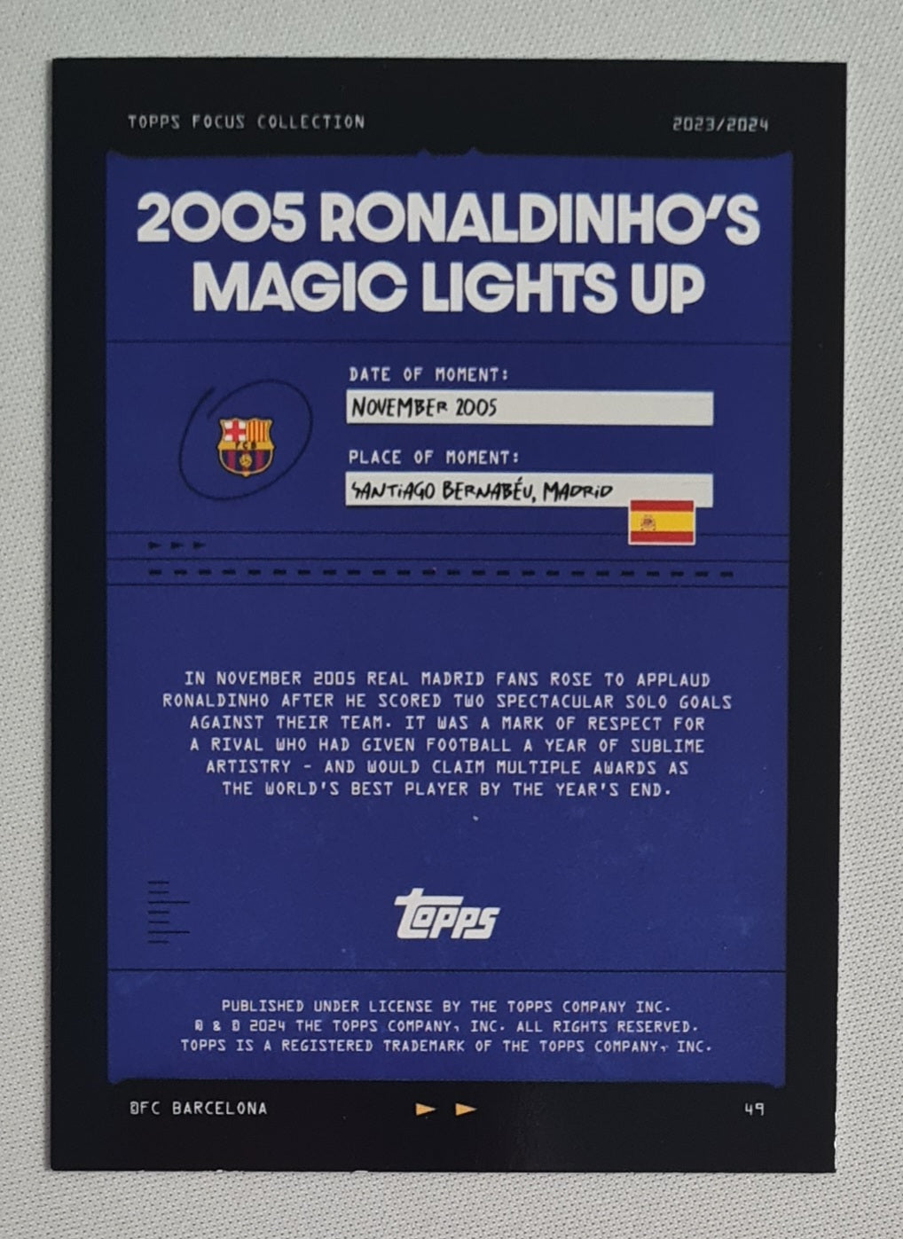 Ronaldinho - 2023/24 Topps Focus FC Barcelona Ronaldinho's Magic Lights Up Blue Rainbow /75