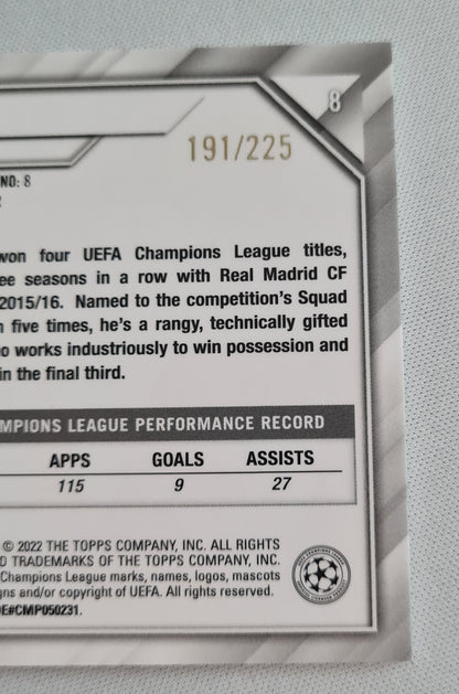 Toni Kroos - 2022 Topps Chrome Real Madrid C.F. #8 /225 Refractor
