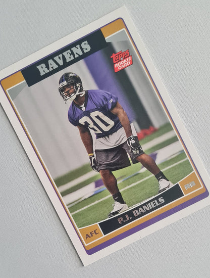 P.J. Daniels - 2006 Topps Rookie Card NFL Football Baltimore Ravens (AFC) #324