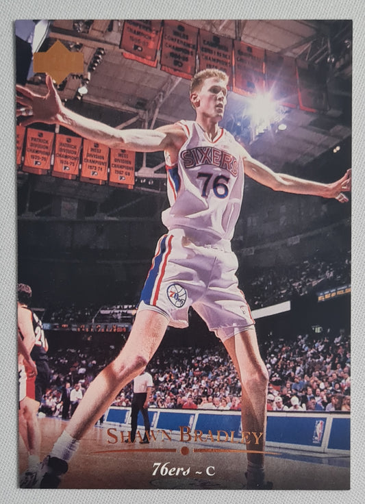Shawn Bradley - 1995 Upper Deck NBA Basketball Philadelphia 76ers #67
