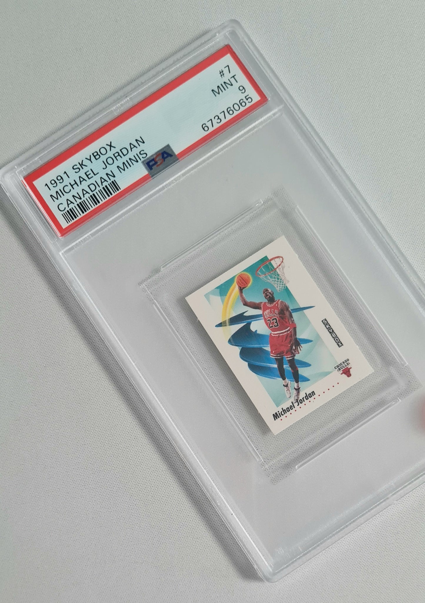 Michael Jordan - 1991 Skybox NBA Chicago Bulls - Canadian Minis #7 PSA 9 MINT