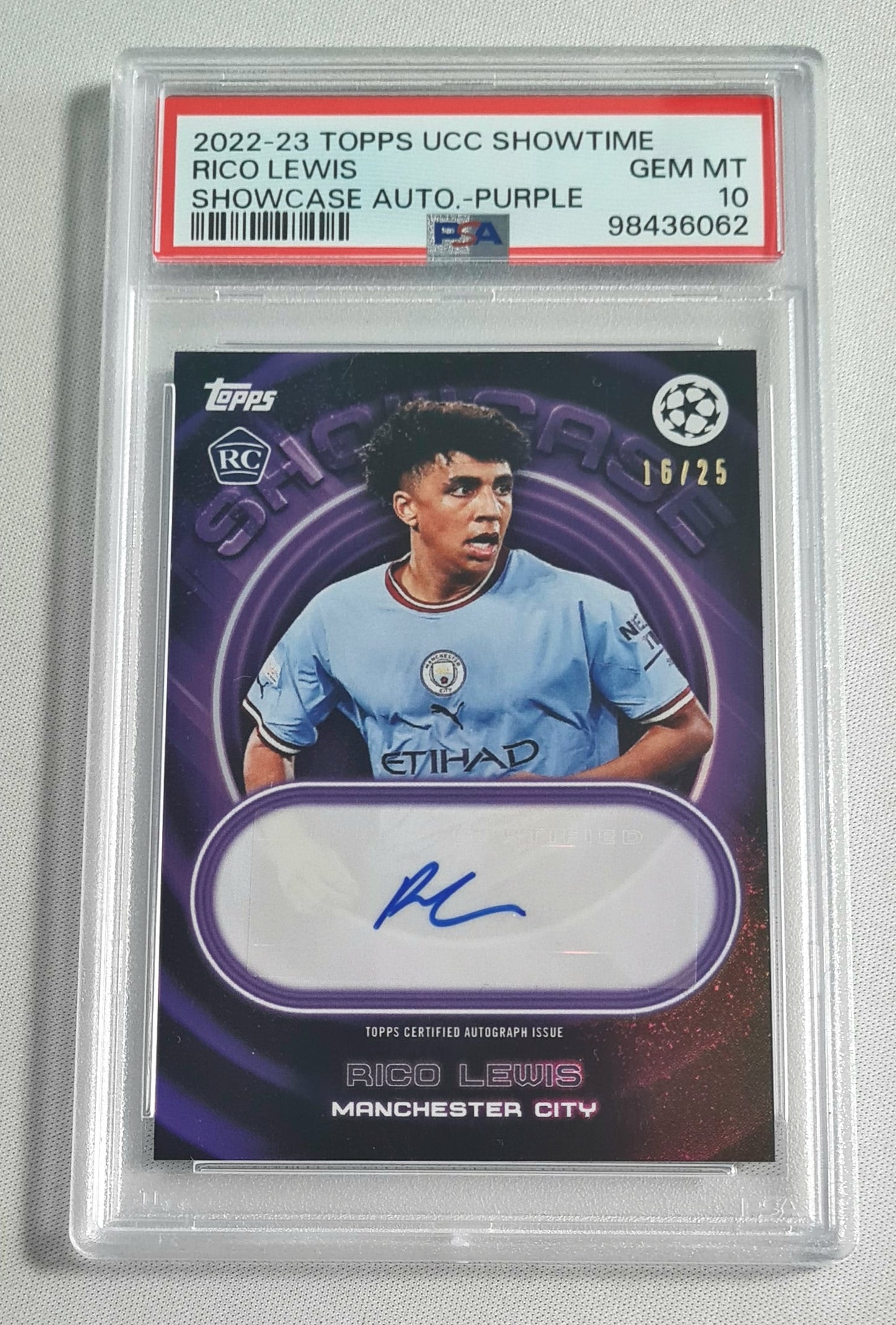 Rico Lewis - 2022/23 Topps UCC Showtime CL Manchester City (RC) Showcase Auto-Purple / Auto PSA 10 GEM MINT