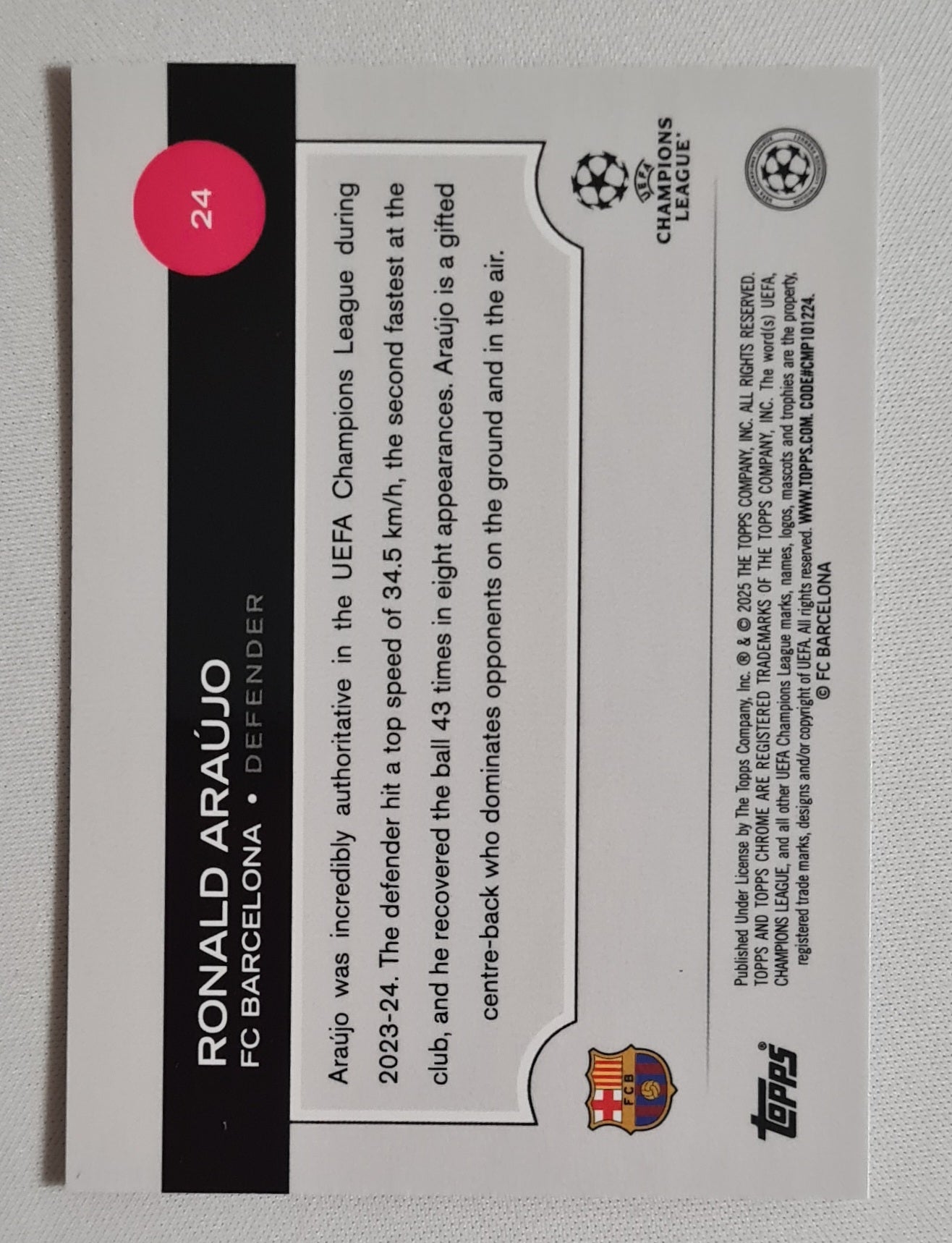 Ronald Araujo - 2025 Topps Chrome FC Barcelona Speckle #24