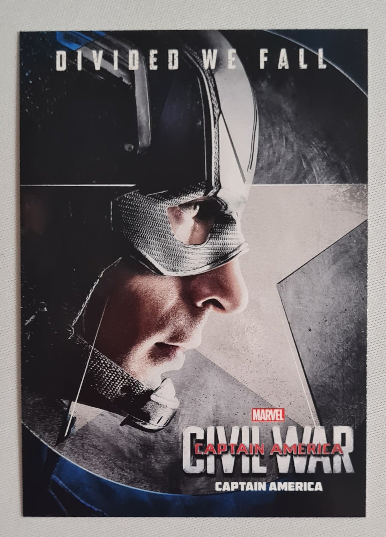Captain America - 2016 Marvel Civil War - Captain America - Divided We Fall #CACW1