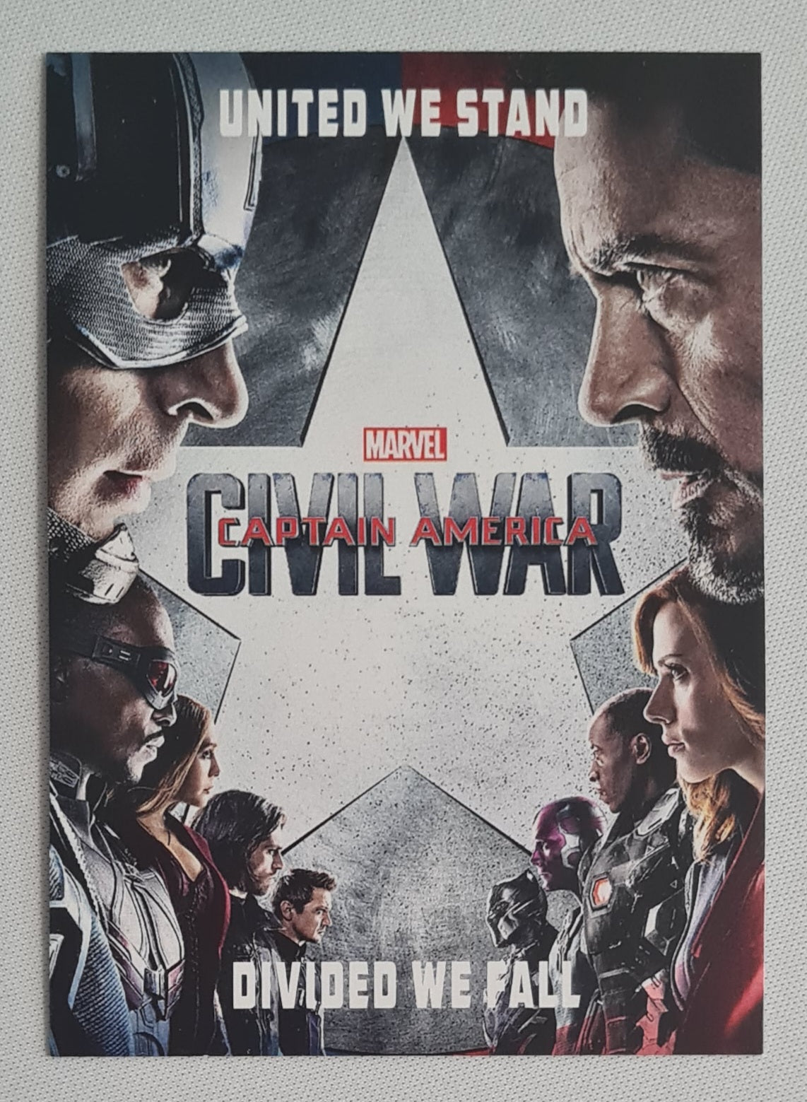 Captain America - 2016 Marvel Captain America Civil War - United we Stand - Divided we Fall