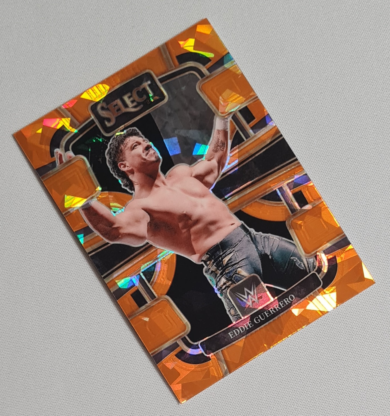 Eddie Guerrero - 2024 Panini Select WWE Wrestling Legends Concourse Prizm #11 Orange Cracked Ice