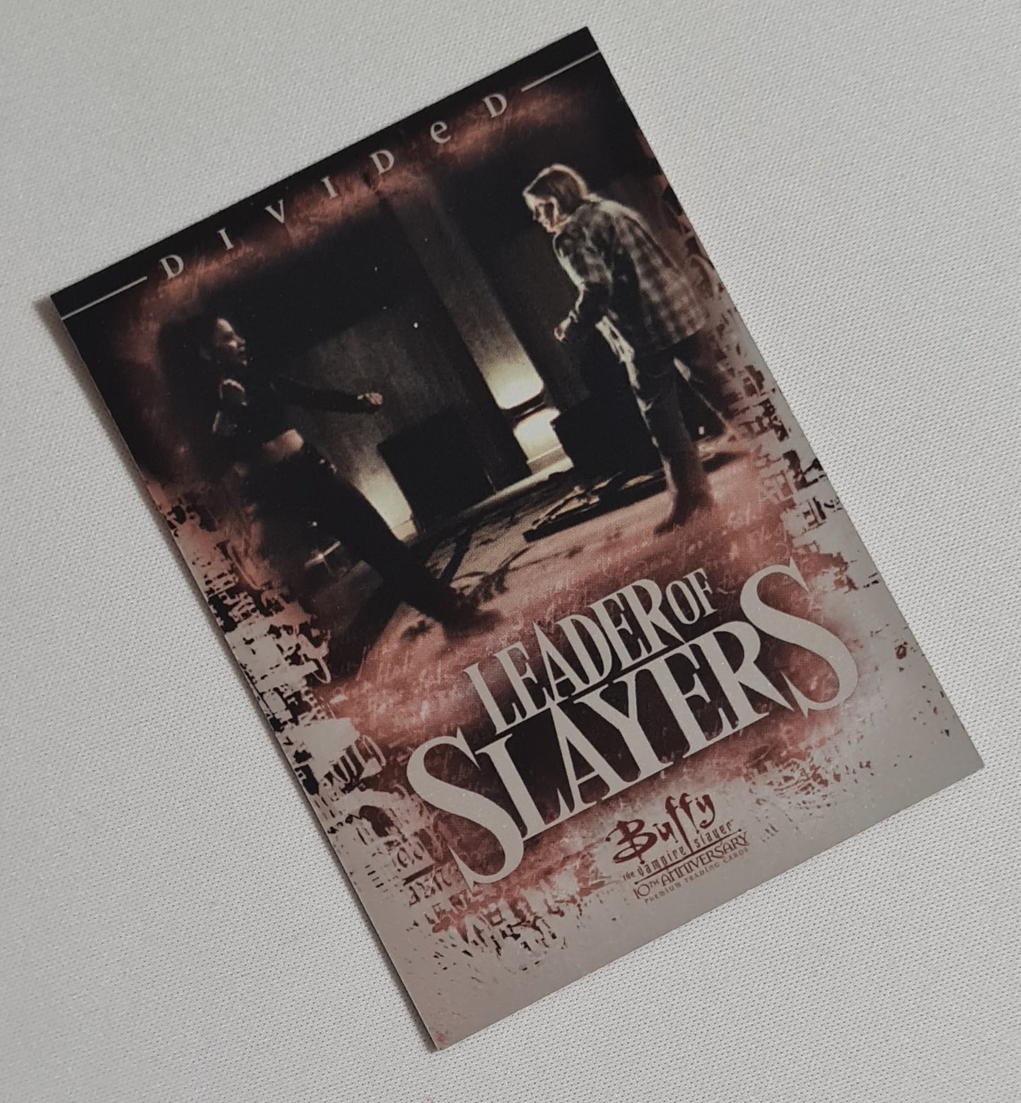 Buffy the Vampire Slayer - 2007 Twenty Century Fox Inkworks - Leader of Slayers - Divided #L-1