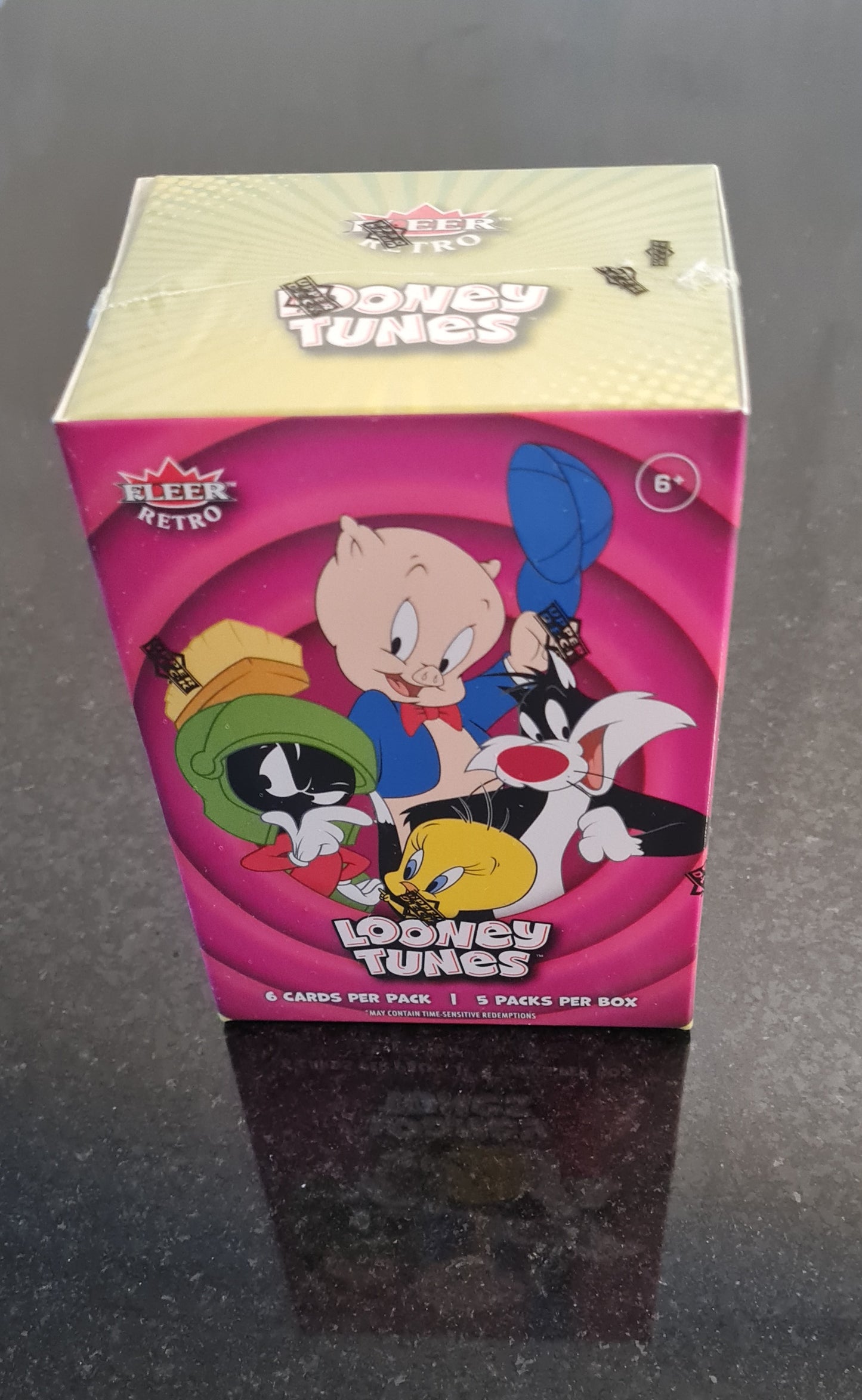 2024 Upper Deck Looney Tunes - Fleer Retro 5-Pack Blaster